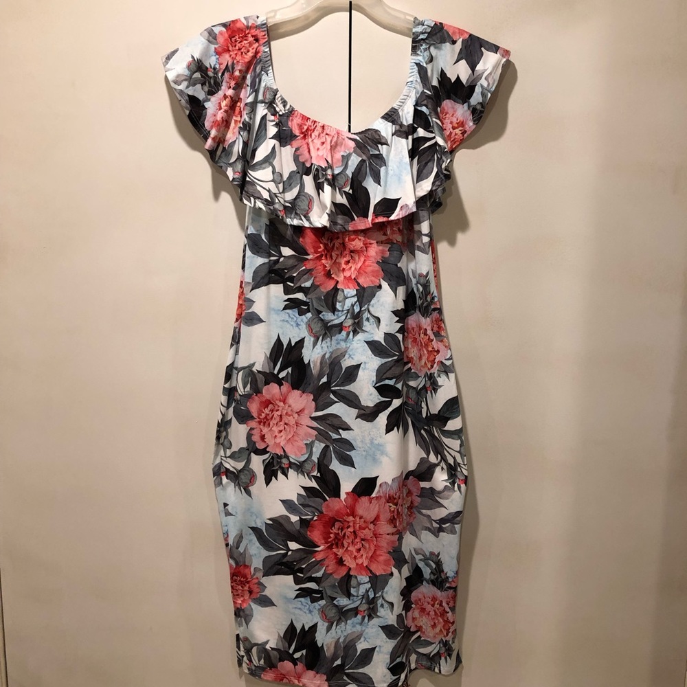 Gorgeous Floral Midi Dress - Juniors Size XL